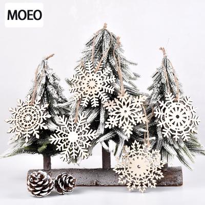 China New Design China Nicro Merry Wooden Christmas Party Tree Decoration Hanging Christmas Ornaments Snowflake Decorations for sale