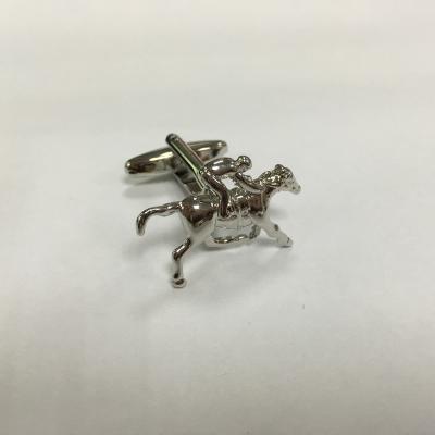 China 2021 popular 3D horse design metal gift shirt zinc alloy cufflinks for women /men for sale