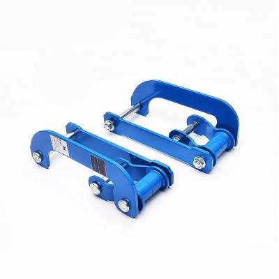 China 4x4 car auto accessories parts suspension lift comfort rear shackles for hilux revo for sale