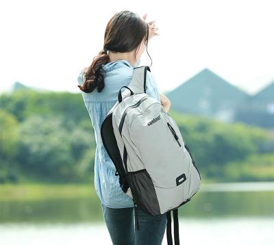 China High quality reflective anti-theft large capacity laptop backpack for sale