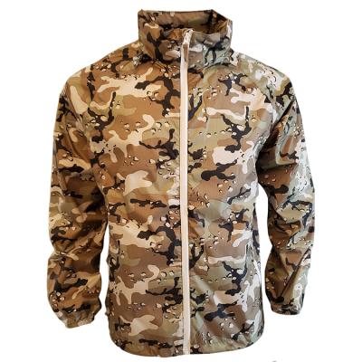 China Waterproof Bachelor's Rainwear Safetypink 100% Polyester And PU Coating Jacket Men Camouflage Hooded Raincoat for sale