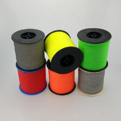 China Reflective Reflective Yarn For Hi Strength Polyester Sewing And Knitting Yarn For Hats Socks And Gloves for sale