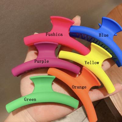 China Solid Pure Color Hair Claw Pure Solid Color Plastic Acrylic Hair Claw Clip ZJ0044 for sale