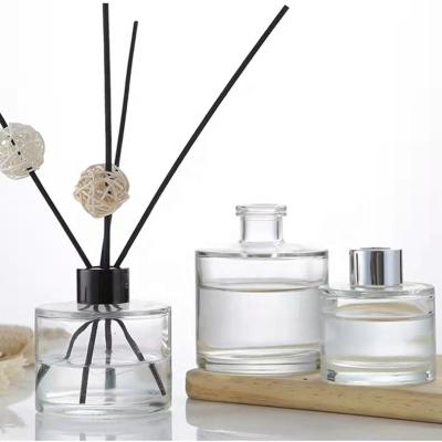 China Home Custom Luxury Cosmetic Colored Round Empty Glass Aroma Reed Diffuser Bottle 50ml 100ml 150ml 200ml for sale