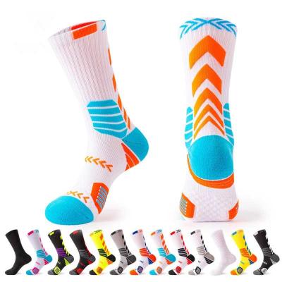 China Breathable Wholesale Custom Anti Slip Football Boots Elite Football Boots 100 Cotton Men Sports Nylon Crew Socks Fashion Bag Casual Jacquard for sale