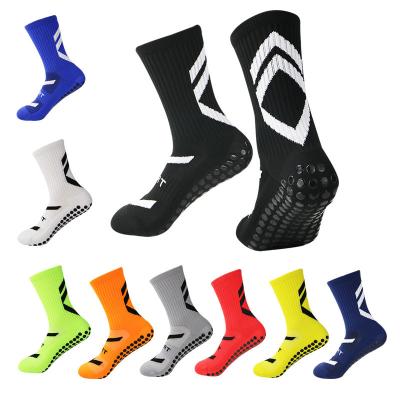 China Free Sample Wholesale Custom Slip Football Breathable Anti Knocks Elite Soccer Knocks 100 Cotton Nylon Mens Sports Crew Socks for sale