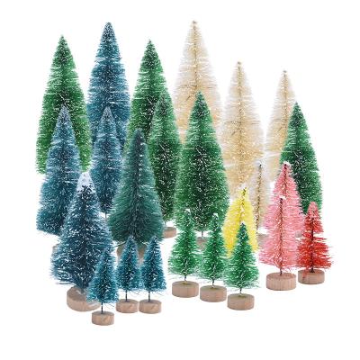 China Wholesale Mini Christamas Home Decor Christmas Tree in Christmas Decoration Supplies Ornament 24 Assembled Tabletop Ornaments 18 21 by 10cm for sale