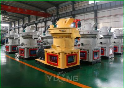 China Vertical Ring Die Biomass Pellet Machine Wood Sawdust 1000 KG / H for sale