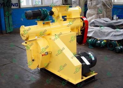 China Ring Die Chicken Feed Pelletizer Machines Crop Stalks , Coarse fiber for sale