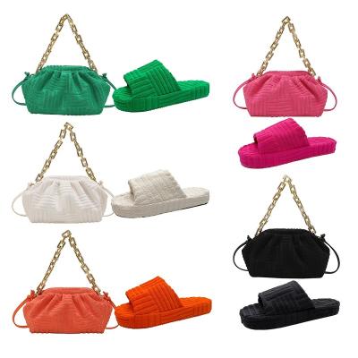 China PORTABLE Women's Ruched Women's Shoes Purse Fashion Fur Slippers Women's Purse Chain Sling Cotton Cloth Best-Selling Shoulder Bags Purses and Handbags for sale