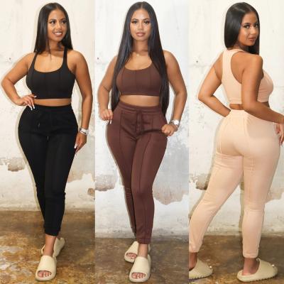 China Anti-pilling 2022 autumn and winter newcomer crop tops relieve casual Tracksuits pants two pieces outfits plus size women's clothing for sale