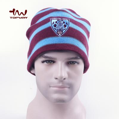 China COMMON High Quality Reversible Knitted Beanies Hat Wholesale For Men Custom Logo Hat for sale