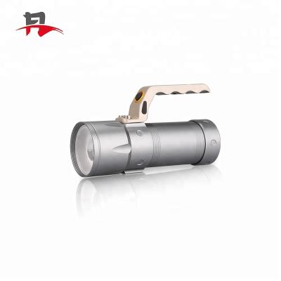 China Warehouse High Power Adjustable Focal Aluminum Rechargeable Zoomable Outdoor Handheld Spotlight for sale