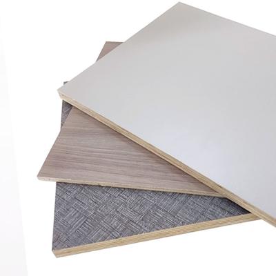 China New Trend Fashion 15mm/18mm Moisture-proof Melamine Original Guangxi Cladding Plywood for Home Interior Decoration for sale