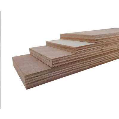 China Modern 12mm 15mm 18mm plywood thickness 1220mm*2440mm Guangxi plywood thickness 1220mm*2440mm okoume sapele okoume oka veneer face eucalyptus pine core for sale