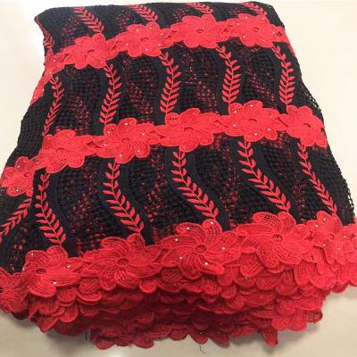 China Viable black and red African design guipure lace fabric wholesale price lace material 5 yards elegant embroidered lace 2019 nigerian for sale