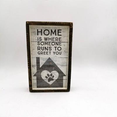 China Europe Distressed Vintage Wooden Dog Frame Wooden Signs For Home Decor for sale