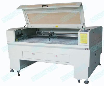 China Clothe seal cutting DT-1610 CCD 100W CNC CO2 seal laser cutting machine with scan camera for sale