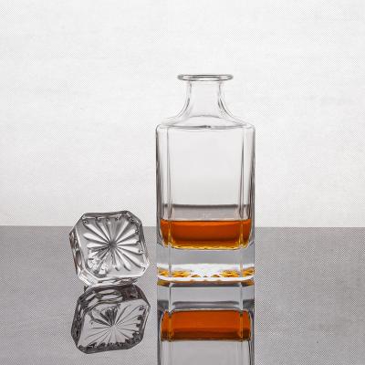 China Wholesale 750ml Glass Square Wine Bottle Beverage Gin Whiskey Wine Vodka for sale