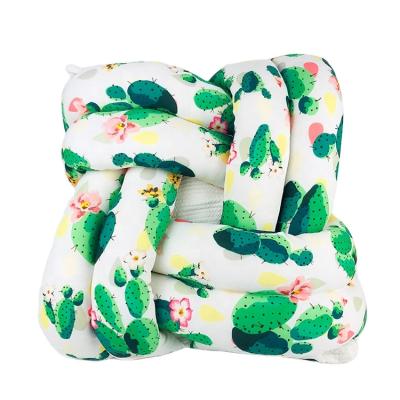 China Chinese Knot Design Home Massage Decor Tile Decorative Cushion With Cactus Pattern for sale