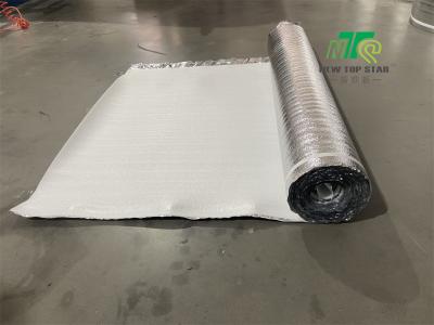 Cina EPE spumano inclinazione a prova d'umidità del foglio di alluminio dell'argento del Underlayment in vendita