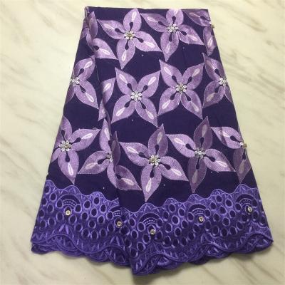 China 2020 Viable Hot Selling African Swiss Cotton Embroidery Lace Fabric For Dress Dress for sale