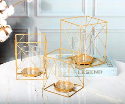 China Modern gold wedding or party decor centerpiece metal decorating candle holder for sale