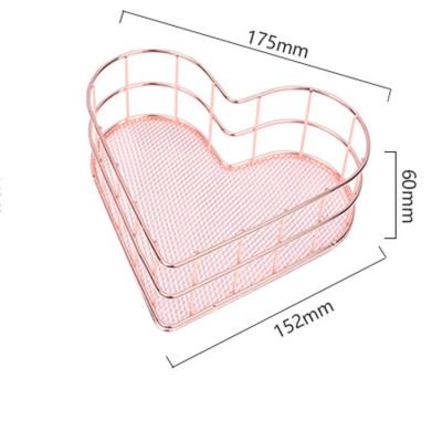 China Rose Gold Wrought Iron Fruit Gold Sundries Storage Desk Baskets Heart Shaped Nordic Style Viable Gold Basket Storage Wrought Iron Basket for sale