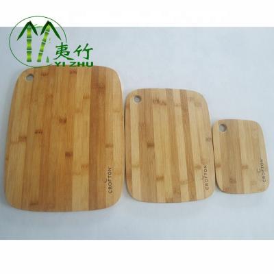 China 100% Natural Fiber Bamboo Cutting Board Stocked Vegetable Chopper Bamboo Cutting Board for sale