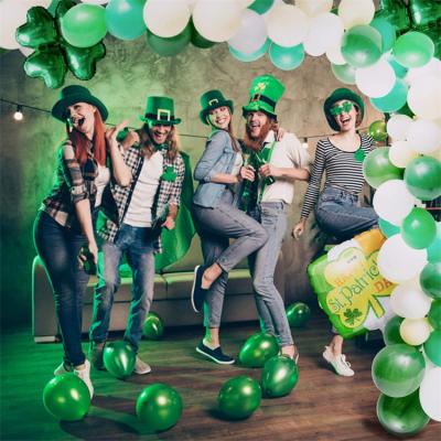 China St. Patrick's Day Green Balloon Garland Party Decoration Kit White St. Patrick's Day Party Decoration for sale