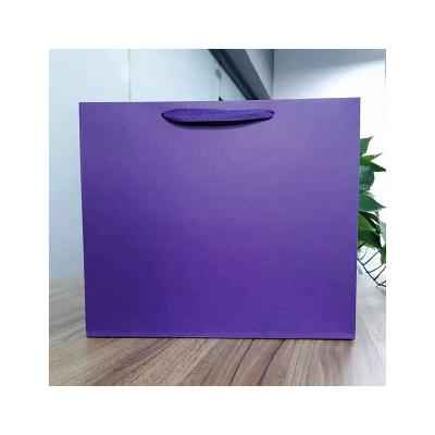 China 2021 environmental protection made in China personality environmental protection luxury gift paper shopping bag for sale