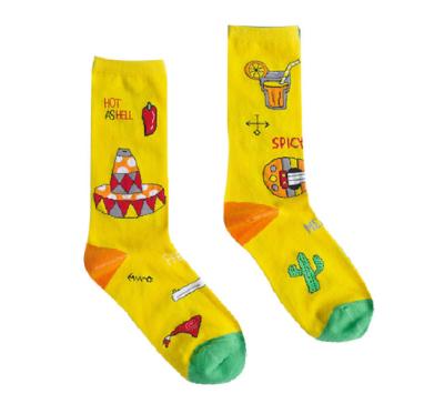 China Calcetines coloridos populares de moda de las mujeres del vestido, calcetines del algodón de Logo Stylish Dress Socks Girls del telar jacquar en venta