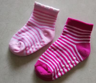 China Anti Slip Thermal Custom Baby Socks , Funky Non Skid Striped Baby Socks for sale