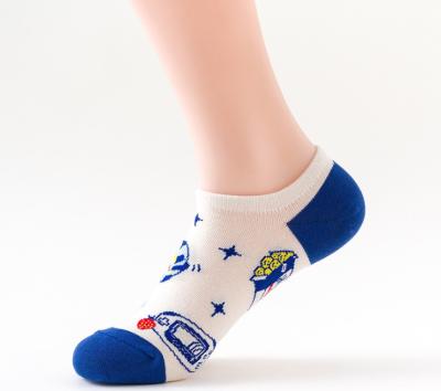 China Jacquard Logo Ankle Length Socks Soft Hand Feeling Various Pattern Available Ankle Socks For Pain for sale