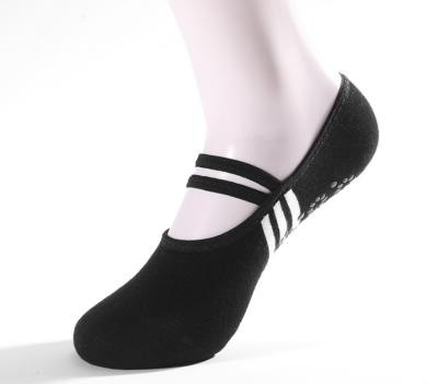 China Pilates Ballet Dance Sports Socks Ankle Full Toe Yoga Socks For Women Black Color for sale