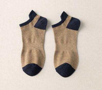 China Fashionable Cotton Ankle Length Socks Knitting Men 'S Socks Customized for sale