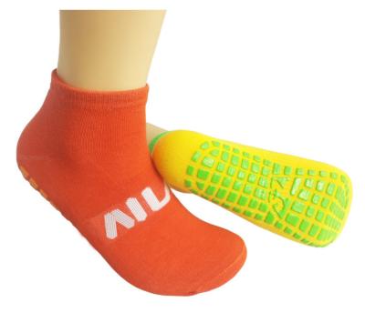 China Colorful Non Slip/Anti Skid Ryze Trampoline Crew Socks For Boys Girls Toddlers Kids for sale