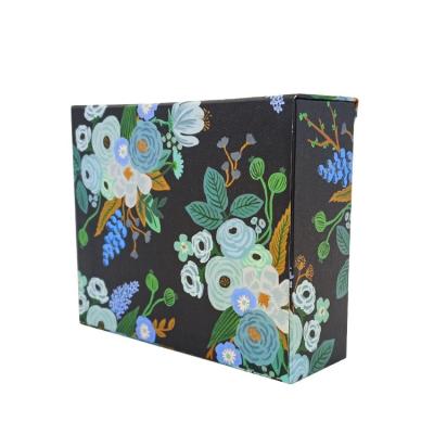 China Handmade Cardboard Magnetic Gift Box With Magnet Boxes Magnetic Closure Box for sale