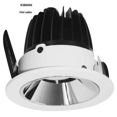 China 15W Citizen Led Recessed Downlight , Adjusatable Anti Glared Cob Led Downlight Mirror Reflector for sale