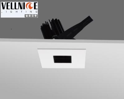 Cina lega di alluminio di Downlights del punto di 10W IP44 LED forma regolabile R3B0673 del quadrato della PANNOCCHIA del CITTADINO di inclinazione di 30 gradi in vendita