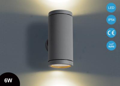 Cina Il LED mura le luci materiale di alluminio di lustro all'aperto di 6 watt con colore bianco e d'argento nero in vendita