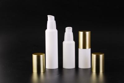 中国 20ml 30ml空気のないポンプびん空の贅沢な化粧品PPプラスチック クリーム色 ポンプびん 販売のため