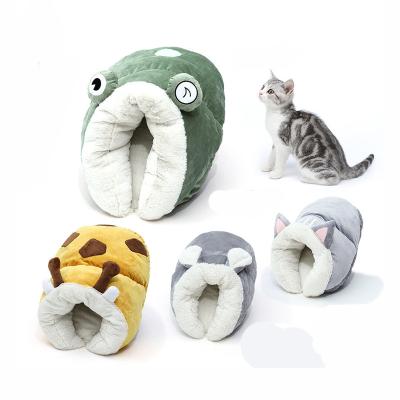 China Stocked Removable Cat Nest Slippers Shape Cat Dog Nests Pet Sofa Bed Warm for sale