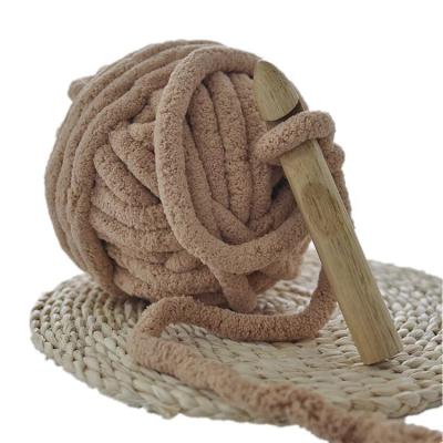 China Anti-Bacteria Like Soft Fluffy Chunky Chenille Yarn For Crocheting Arm Knitting for sale