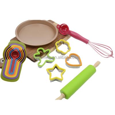 China 12Pc Disposable Kit Includes Real Cooking Tools For Kids Children And Recipes Baking Set Kids Baking Set for sale