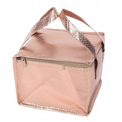 China Reusable Custom Cheap Prices Portable Insulated Metallic Nonwoven Lunch Bag Tote Crocodile Cooler Bag Small Cooler Bag With Handles for sale