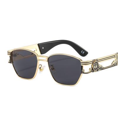 China Big Sun Sunglasses 2022 New Fashion Shade Vision Glasses Eyewear Classic Sun Glasses Stock Logo Clip On Lenses for sale