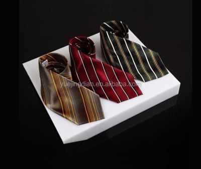 China Assembly clothing store tie display rack counter table gift set easy link display rack for sale for sale