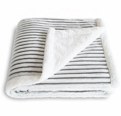 China Anti-static Infrared Infrared Luxury Flannel Beach Milestone Warming Wool Baby Milestone Sauna Flannel Blanket for sale