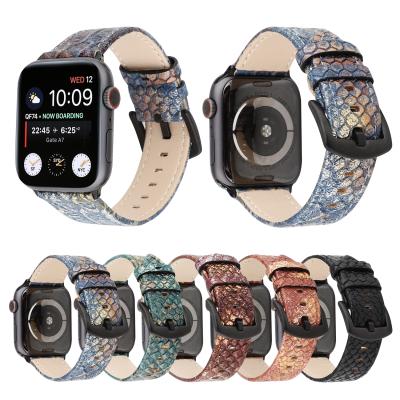 China Adjustable Skin Pattern Snake Python Fashion Watch Band/Leather Strap For Apple Watch/iWatch Series 7 6 5 4 3 2 1 38/40/41mm 42/44/45mm for sale